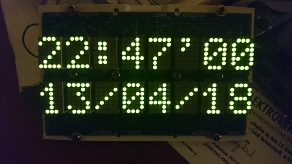 16-znakowy wyświetlacz ASCII LED