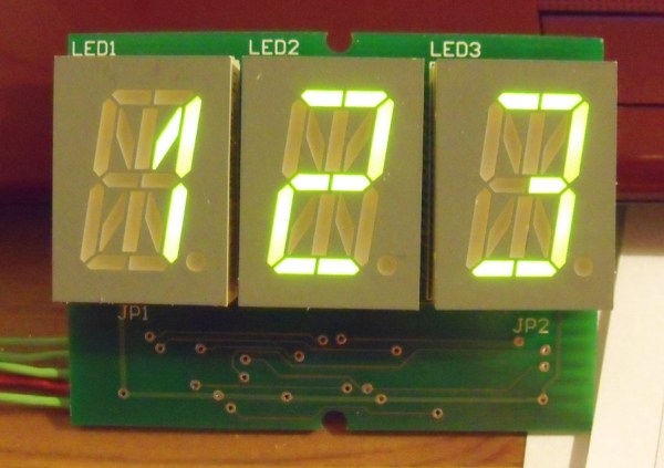 Moduł 3-znakowego, 17-segmentowego wyświetlacza LED